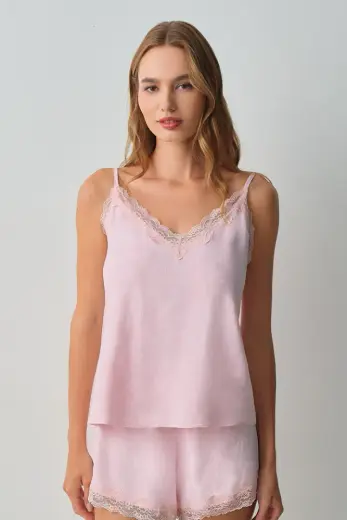 Pembe Floral Dantelli İnce Askılı Pijama Üstü