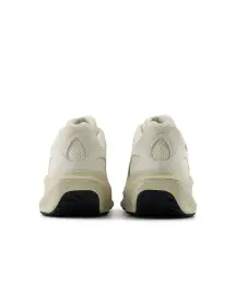 New Balance Warped 4