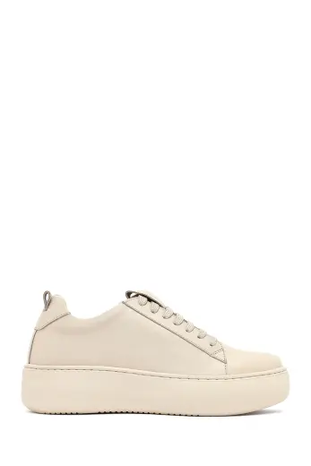 Kadın bej bağcıklı kalın tabanlı deri sneaker