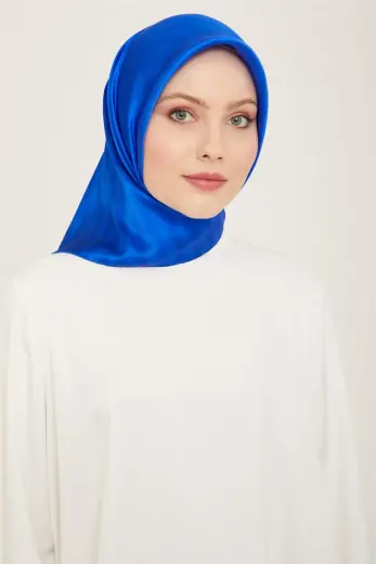 Armine Klasik Desenli Sura İpek Eşarp 24Ya9150 50 83