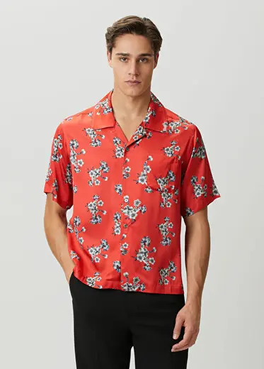 Turbo Floral Kırmızı Çiçekli Kısa Kollu Gömlek