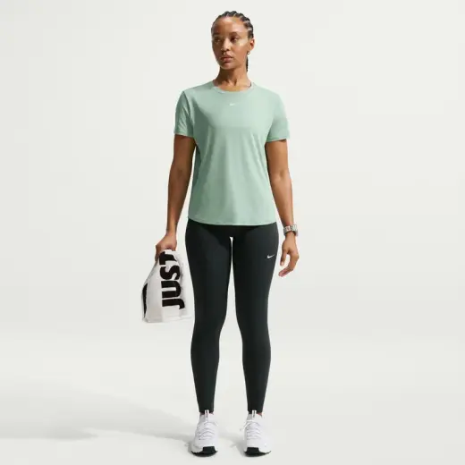 Nike Dri-FIT One Classic Kadın Beyaz Antrenman T-Shirt