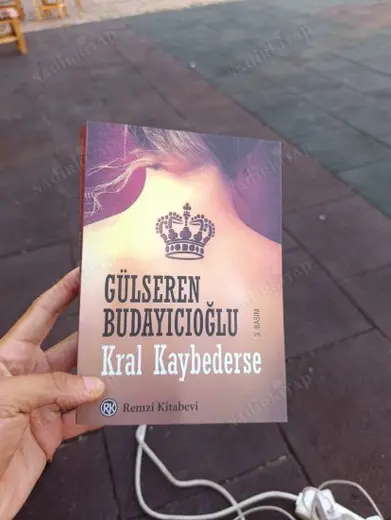 KRAL KAYBEDERSE