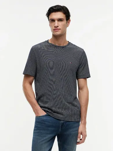 Erkek Essential Seasonal Regular Fit T-shirt
