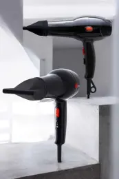 Soğuk ve Sıcak Üfleme Özellikli AC Motorlu Saç Kurutma Makinesi 2