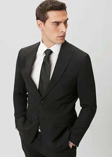 Slim Fit Siyah Yün Karışımlı Takım Elbise