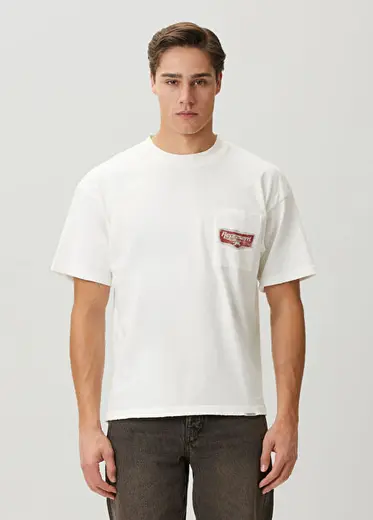 Beyaz Logo Baskılı T-shirt