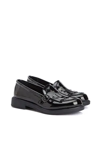 Siyah Püskül Detaylı Tokalı Kadın Loafer