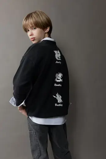 Oversize Geniş Kalıp Bisiklet Yaka Sırt Baskılı Yıkamalı Soluk Efektli Sweatshirt Erkek Çocuk
