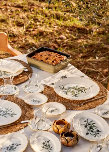 Olive Porselen 52 Parça 12 Kişilik Kahvaltı Takımı Yeşil