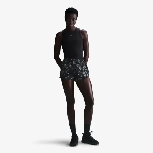 Nike One Dri-FIT Mr 3in Br Shrt Aop Kadın Siyah Şort