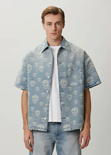 Mavi Kurukafa Desenli Kısa Kollu Denim Gömlek