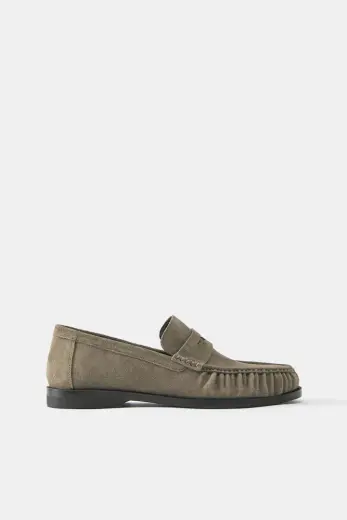 Büzgülü deri loafer