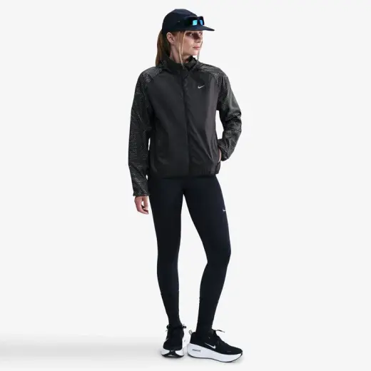 Nike Tempo Flash Kadın Siyah Koşu Mont