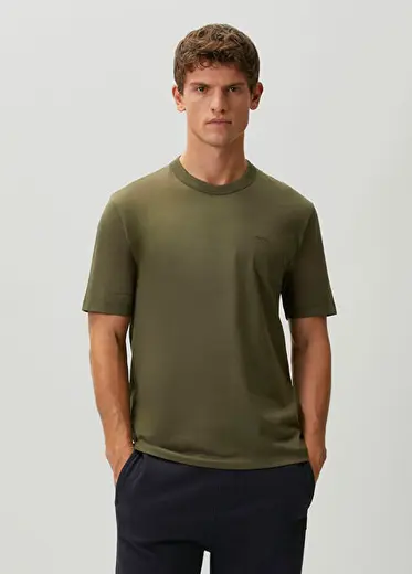 Yeşil T-shirt