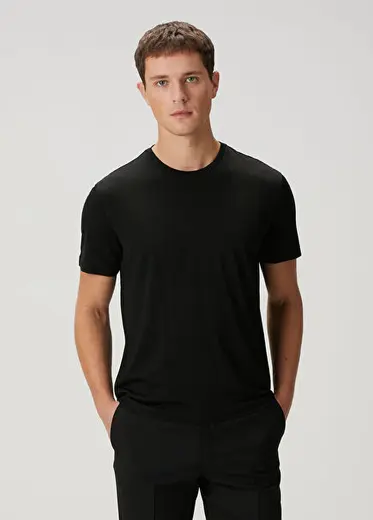 Siyah Yün T-shirt