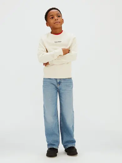 Erkek Çocuk Minimal Logo Sweatshirt