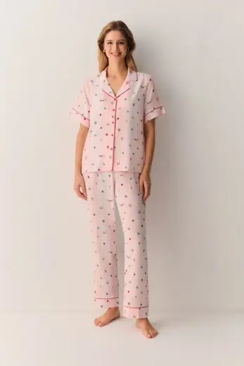 Pembe Smile Gömlek Yaka Pijama Takımı