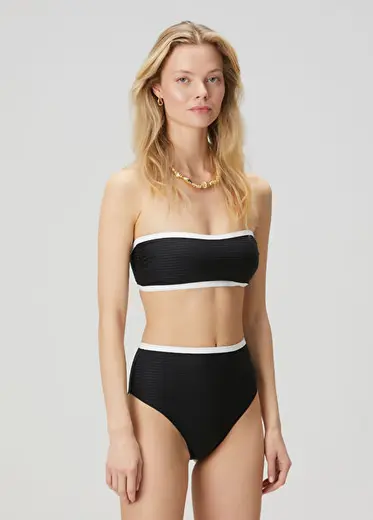 June Siyah Beyaz Bikini Üstü