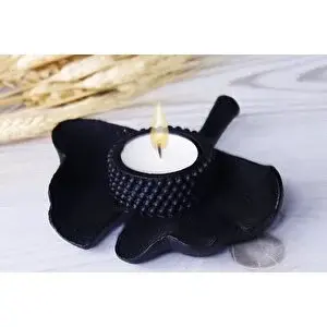 Vivense Yaprak Mumluk, Si̇yah