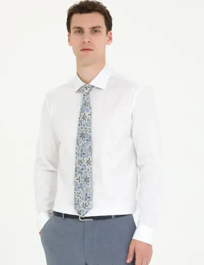 Beyaz Likralı Kolay Ütülenebilir Ekstra Slim Fit Basic Gömlek