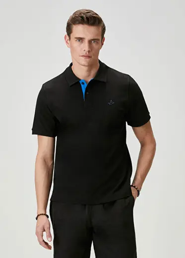 Comfort Fit Siyah Yaka Altı Baskılı Polo T-shirt