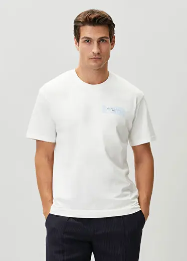 Beyaz Logo Detaylı T-shirt