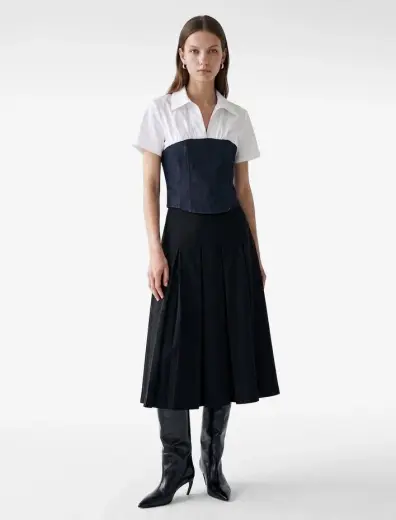 İki Farklı Kumaş Kullanımlı Slim Fit Kısa Kollu Korse Detaylı Gömlek