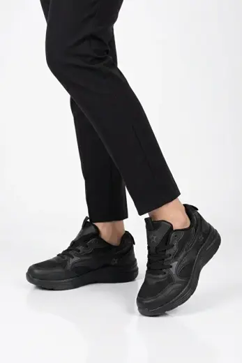 Siyah Fileli Bağcıklı Unisex Spor Ayakkabı