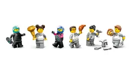 60444 LEGO® City F1® Garajı ve Mercedes-AMG ve Alpine Arabaları 4
