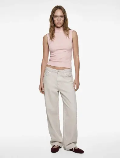 Modal Karışımlı Slim Fit Kolsuz Dik Yaka Bluz
