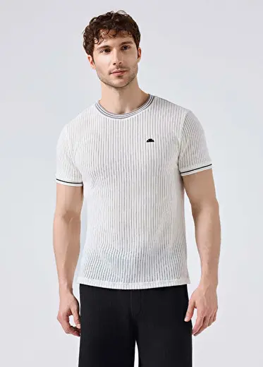 Kırık Beyaz Triko Kısa Kollu Erkek T-shirt 6SM5046-OF