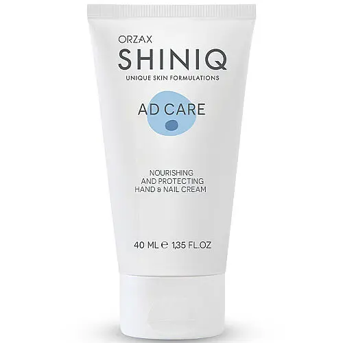 Shiniq AD Care Kuru Ciltler İçin Besleyici ve Koruyucu El ve Tırnak Kremi 40 ml