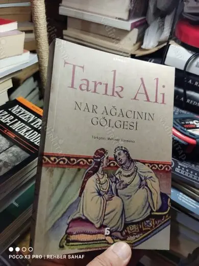 NAR AĞACININ GÖLGESİ