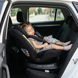 Luvino I-Size 360 Derece Dönebilen Oto Koltuğu 2