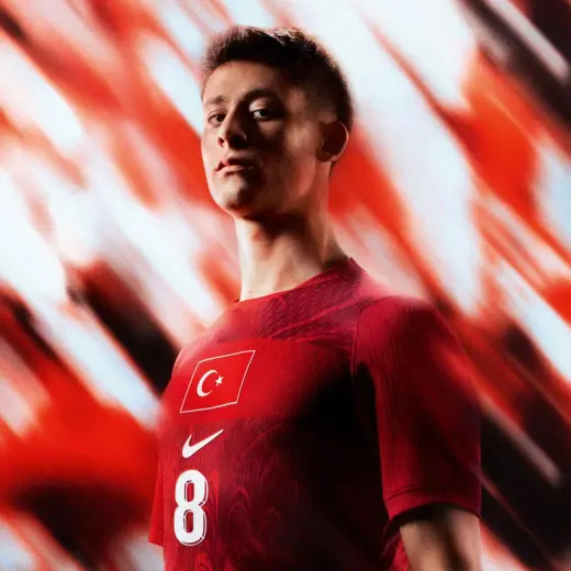 Nike Türkiye 2026 Erkek Kırmızı İç Saha Stadyum Forması