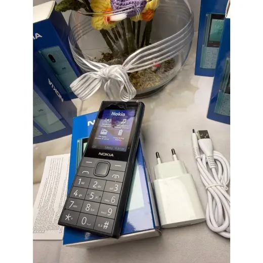 Nokia Yaşlıya Kameralı Yüksek Sesli Cep Telefonu