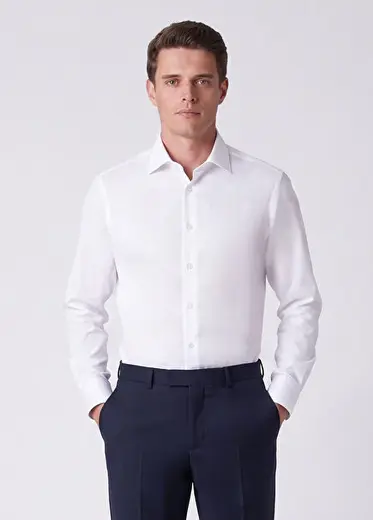 Comfort Fit Beyaz Non-Iron Gömlek