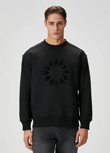 Siyah Logo Baskılı Sweatshirt