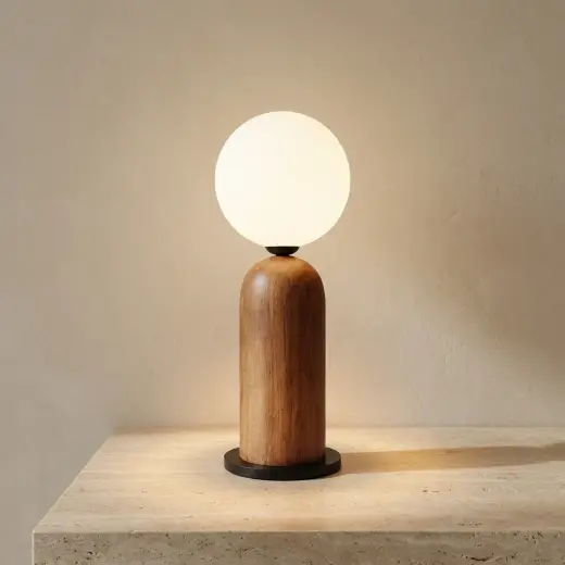 Modern Masa Lambası