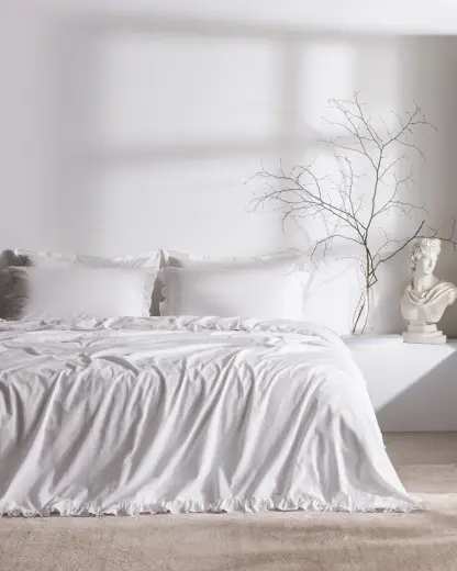 Julien King Size %100 Pamuk Fırfırlı Çarşaflı Nevresim Takımı - Beyaz