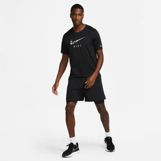 Nike Dri-Fit Unlimited Erkek Siyah Koşu Şort