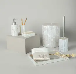 Linens Glow 7x7x9,6 cm Diş Fırçalık 3