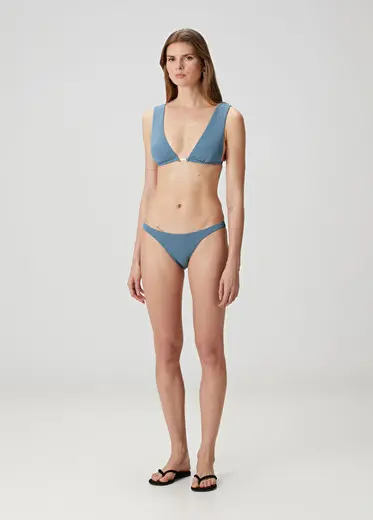 Mavi Bikini Altı