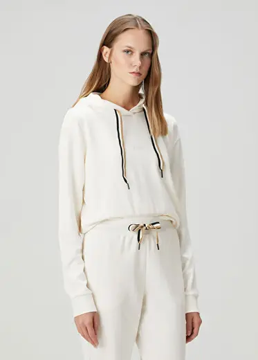 Beyaz Kapüşonlu Sweatshirt