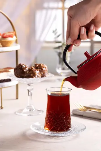 Timeless Çay Bardağı ve Tabağı