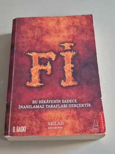 Fi / Akilah Azra Kohen