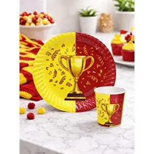 Parti Adresi Sarı Kırmızı Taraftar Kupa Temalı Karton Tabak Bardak Set 8'li