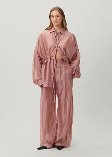 Pembe Pileli Pantolon