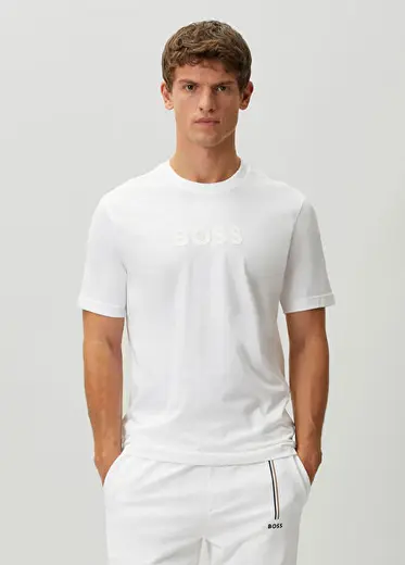 Beyaz Logo Detaylı T-shirt
